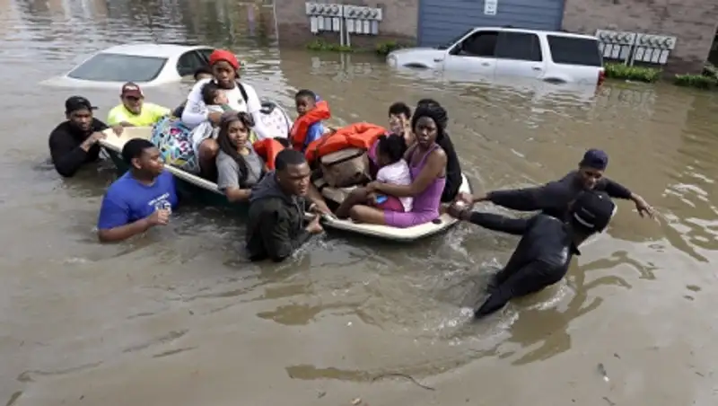 Число погибших из-за наводнения в Техасе увеличилось до шести человек