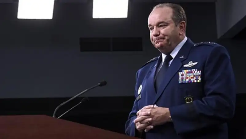 НАТО обвинило Россию в развертывании готовых нести ядерное оружие систем