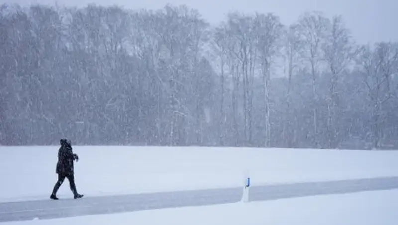 Предупреждение о шторме распространили в нескольких областях Казахстана