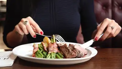 обед, диетолог, фото - Новости Zakon.kz от 26.08.2022 15:22