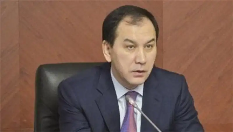 Экс-аким Карагандинской области Абдишев оставлен под арестом