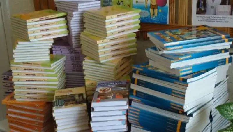 Раскритикованный центр «Учебник» ответил на критику депутатов