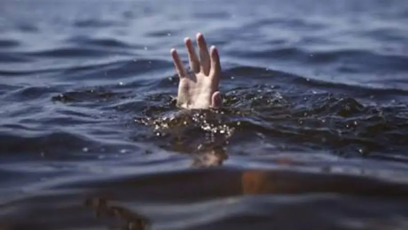 Спасавший дочь отец утонул вместе с ней в Уральске