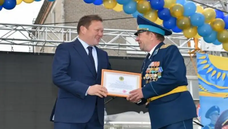 Аким СКО Кумар Аксакалов: «День защитника Отечества стал всенародным праздником»