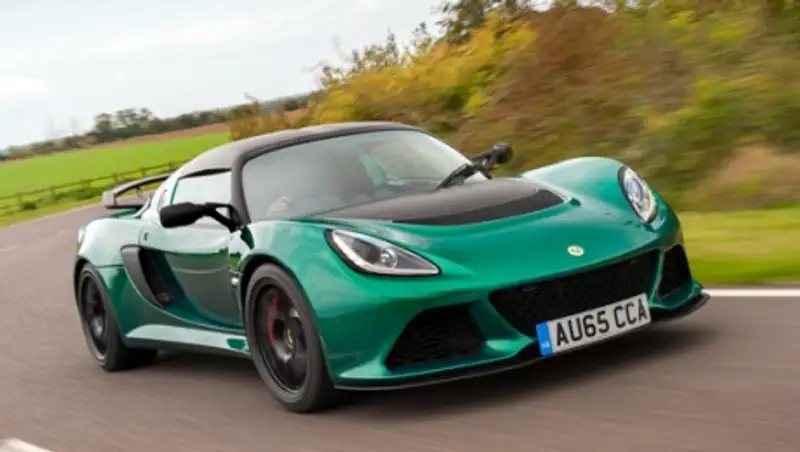 Спорткар Lotus Exige стал легче и быстрее