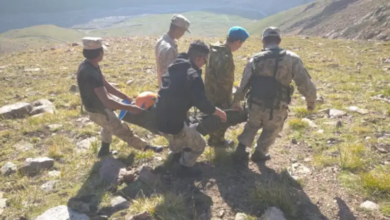 В 50 метрах от нас начала кричать – историю спасения девушки рассказал военрук