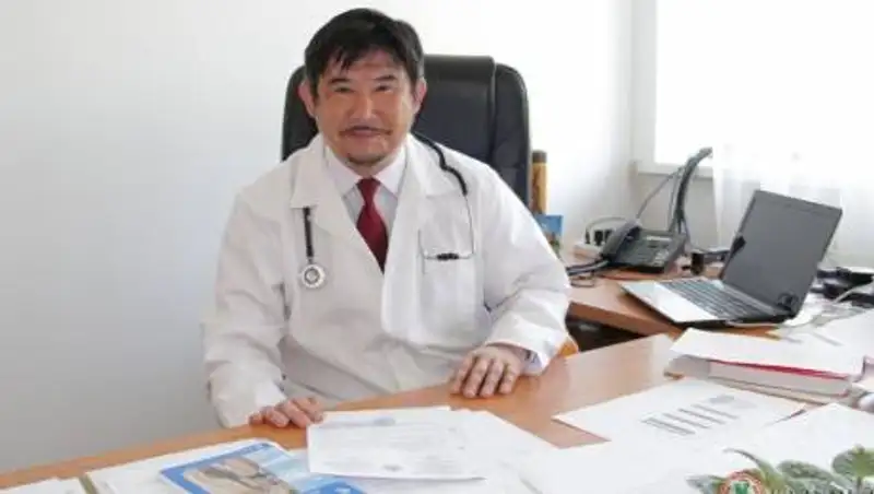 Жанай Аканов: Больше всех коронавирусом переболели врачи