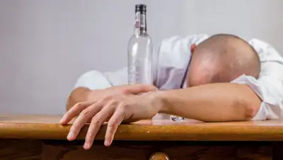 Психиатр, алкоголь, стресс, фото - Новости Zakon.kz от 06.03.2022 18:50