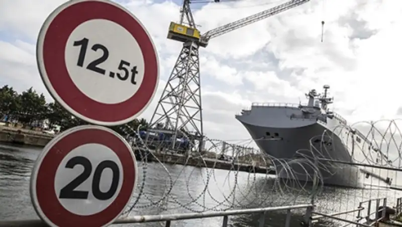 СМИ сообщили о намерении Франции поставить «Мистрали» в ЕС вместо России