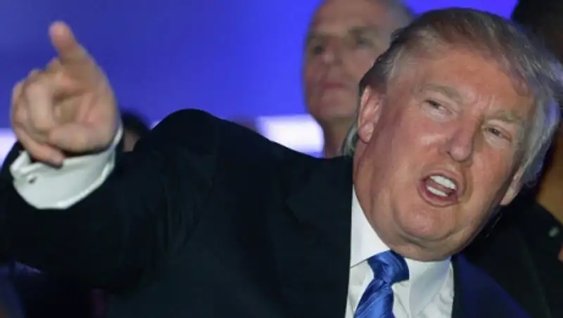 Трамп назвал переписку Клинтон с личной почты "криминальной проблемой"