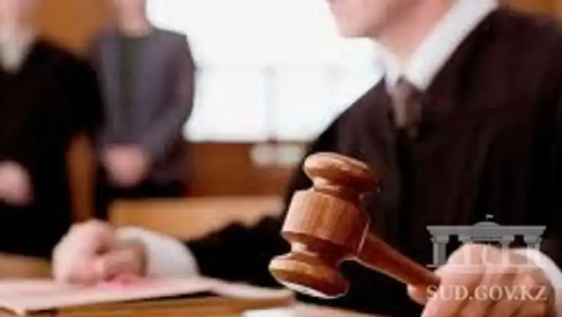 Суд ЗКО признал незаконными действия банков по удержанию комиссии за обслуживание кредитов