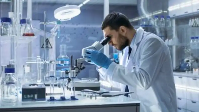 Казахстанский профессор разработал лекарство от рака