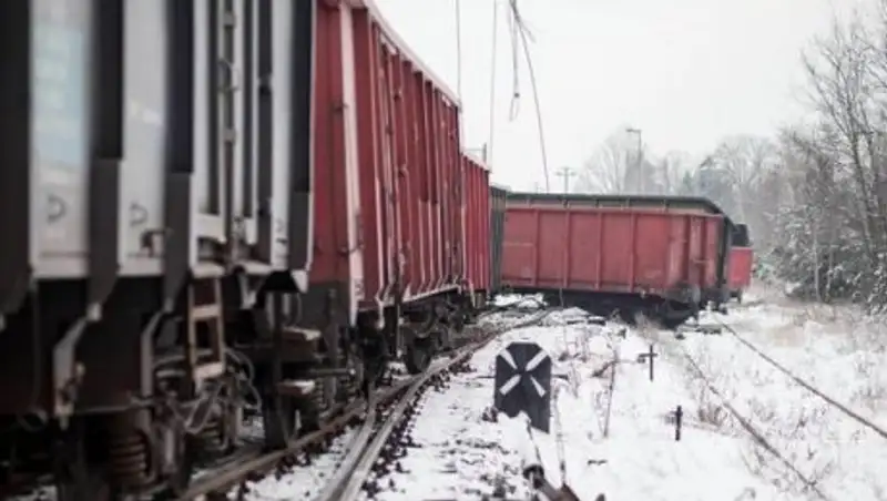 В Павлодарской области столкнулись два железнодорожных состава