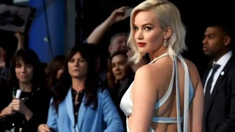 В США осудили хакера, "сливавшего" интимные фото звезд