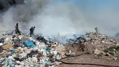 Полторы недели тушат мусорный полигон в Кокшетау , фото - Новости Zakon.kz от 22.07.2023 07:15