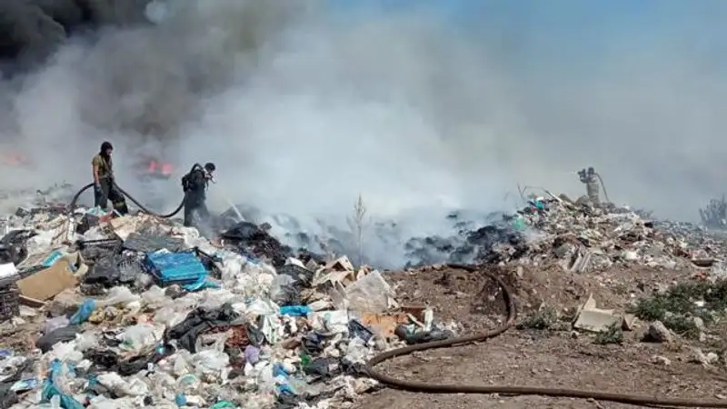 Полторы недели тушат мусорный полигон в Кокшетау