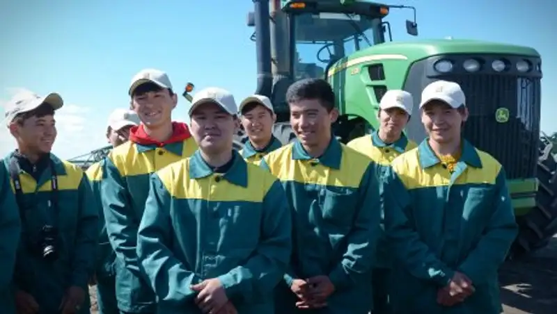 В Павлодарской области возобновили практику привлечения студентов к весенне-полевым работам