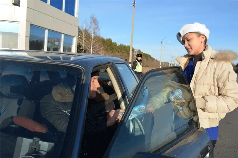 В СКО прошла акция «Водитель, сохрани мне жизнь!» В СКО прошла акция «Водитель, сохрани мне жизнь!», фото - Новости Zakon.kz от 15.11.2013 00:39