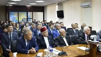 пресс-служба акима Актюбинской области, фото - Новости Zakon.kz от 05.10.2018 17:18