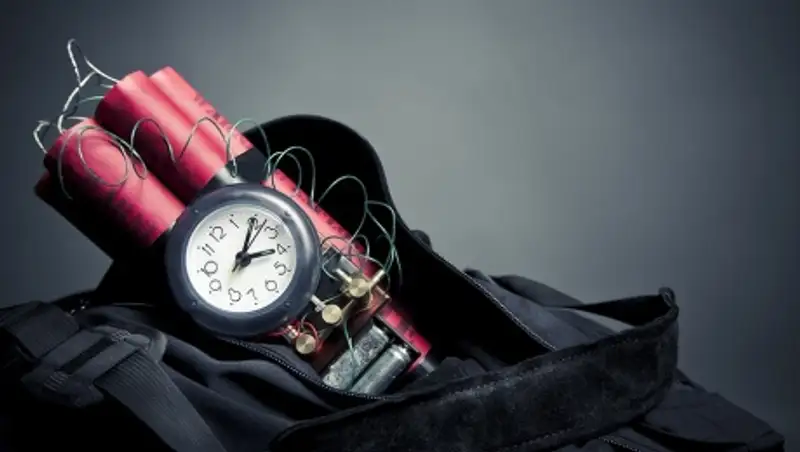 На пр.Рыскулова в Алматы минувшим вечером искали взрывное устройство