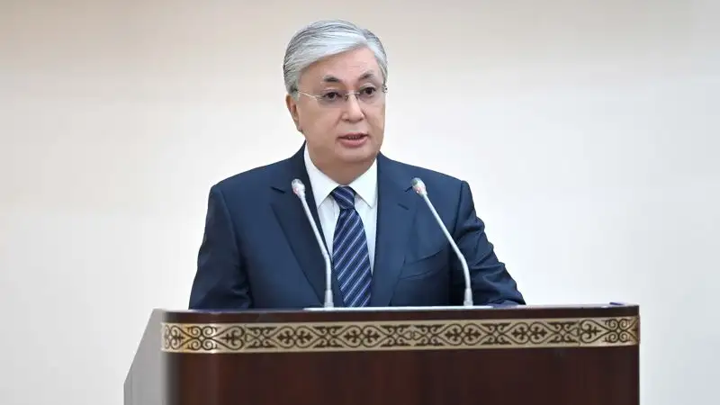 Токаев поздравил Рыбакину