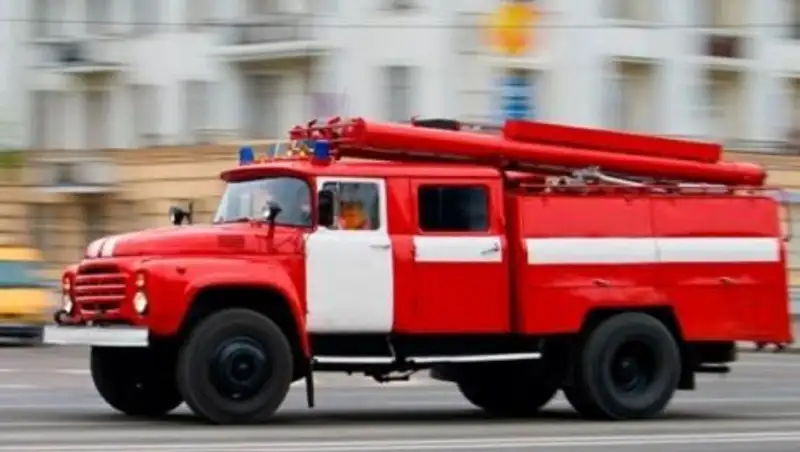 Женщина спасла двух малышей из пожара в Алматы