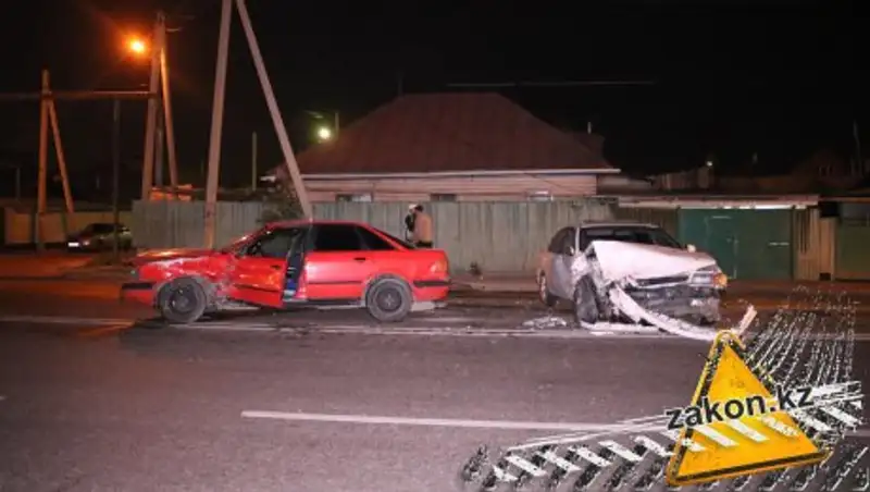 Кто прав, кто виноват: водители не поделили дорогу в Алматы