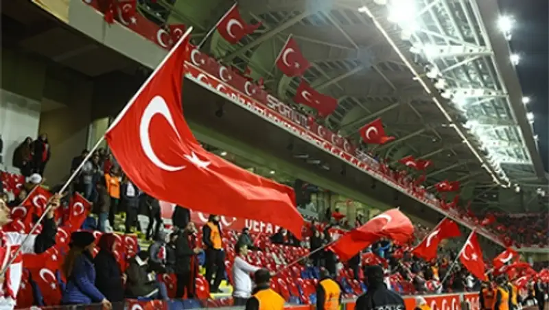 В Турции объяснили скандирование «Аллах акбар» во время минуты молчания