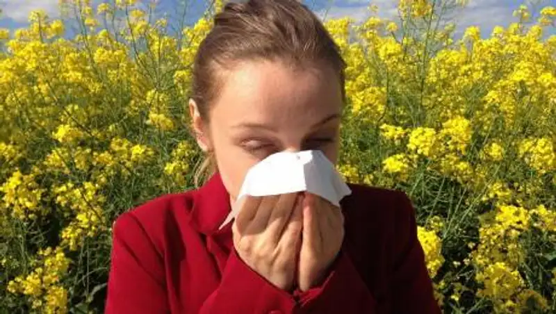 Аллерголог назвал ранние симптомы анафилактического шока