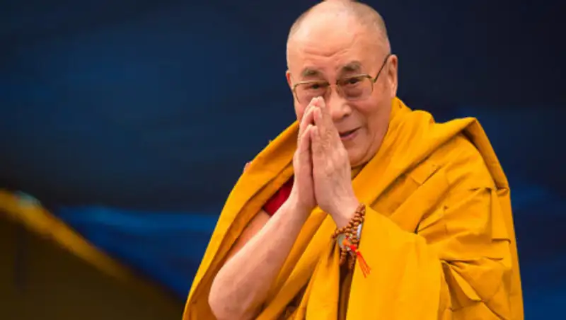 Далай-лама поблагодарил медиков работу