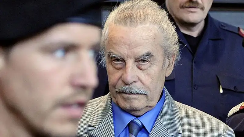 Насиловавший свою дочь маньяк заявил, что он "хороший человек"