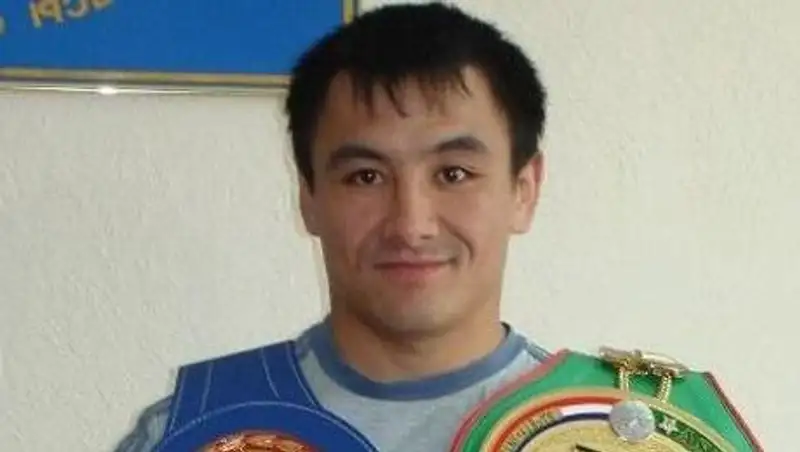 Казахстанский боксер Жанат Жакиянов поднялся в рейтинге WBA