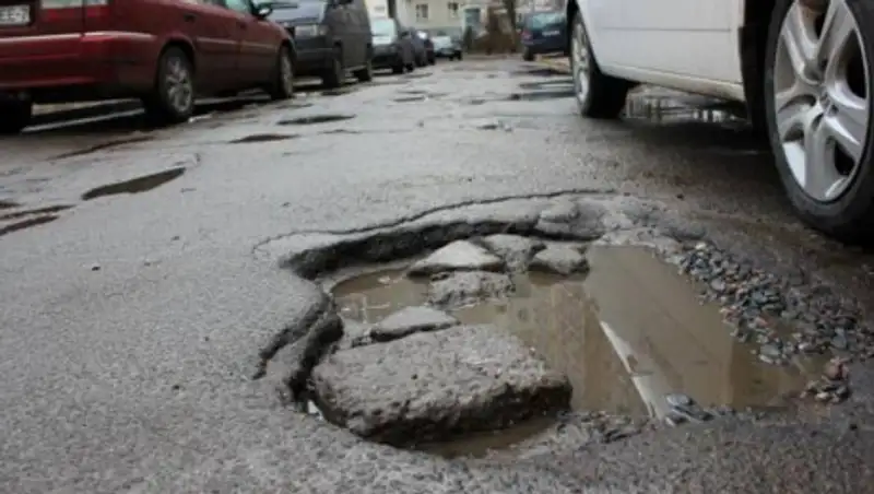 На что больше всего жалуются жители столицы