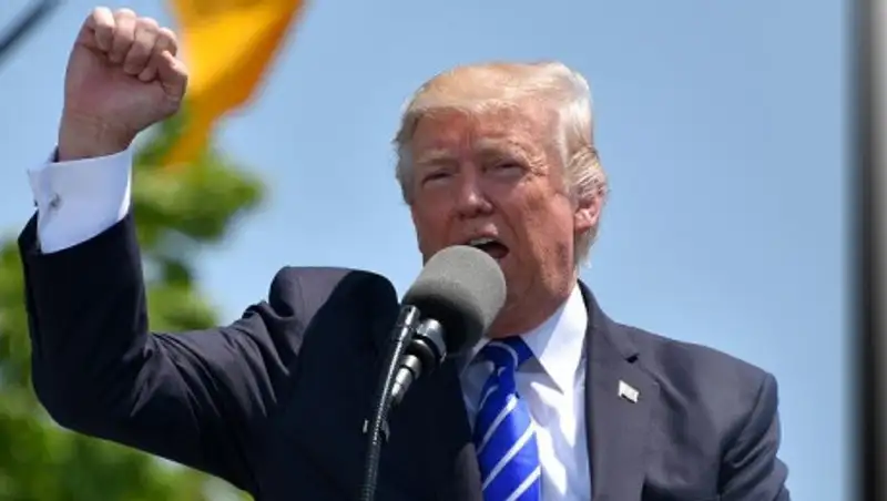 Трамп готов встретиться с Мадуро, чтобы обсудить его "мирный уход"