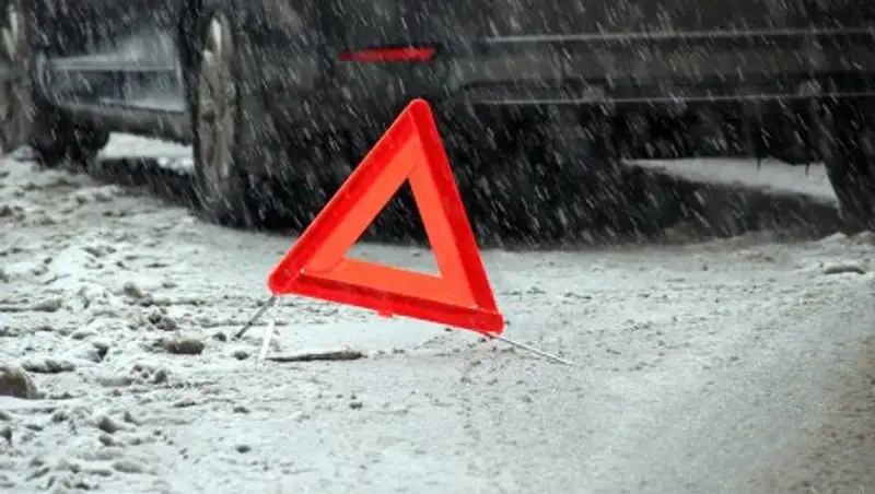 Семь авто столкнулись на трассе в Жамбылской области