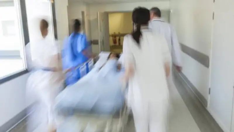 В Азербайджане пациентке вместо больной ноги ампутировали здоровую