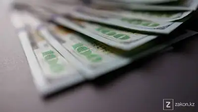 торги, биржа, валюта, фото - Новости Zakon.kz от 07.12.2021 11:14