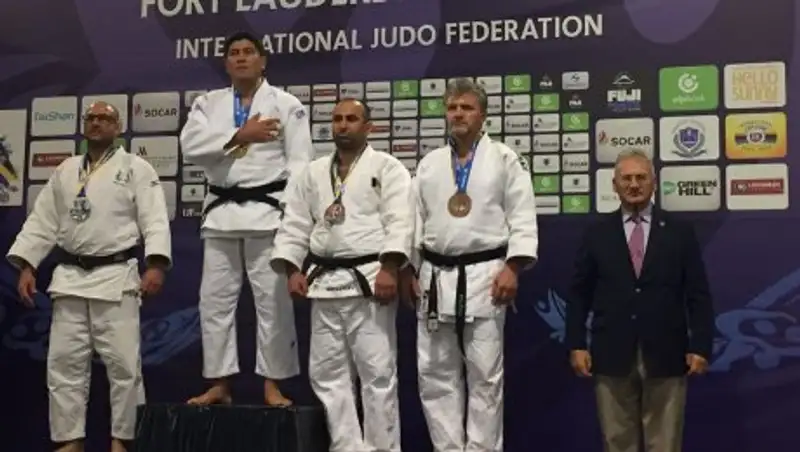 Казахстанец Мурат Кинтонов стал чемпионом мира дзюдо среди ветеранов
