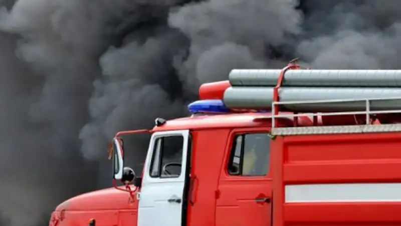 В Алматы потушили пожар в частном доме