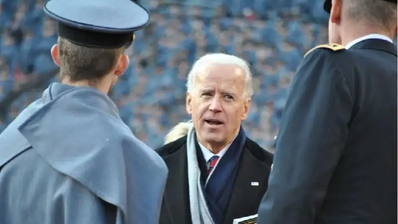 Трамп: Из-за поведения Байдена США «движутся в ад»