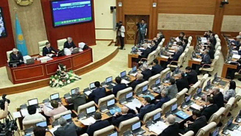 Поправки по вопросам венчурного финансирования одобрил Мажилис