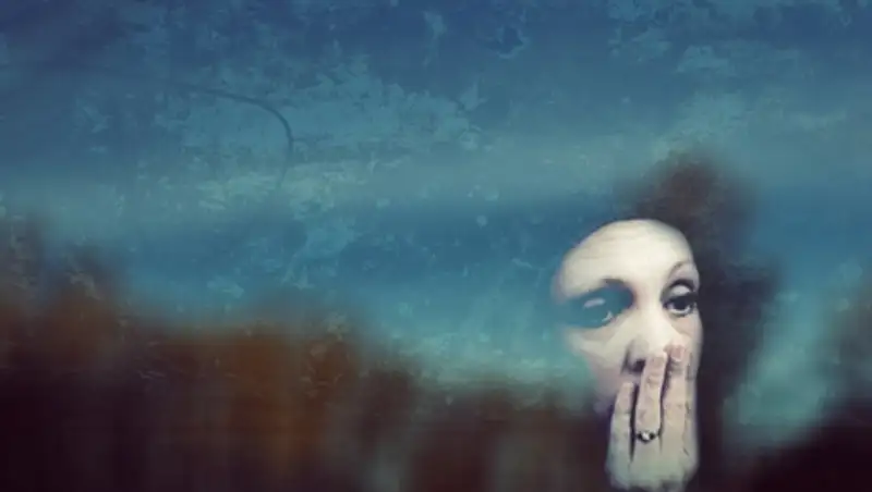 Мать шестерых детей покончила с собой в Атырауской области