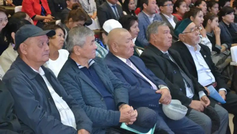 Туркестан: прошла встреча с членами проекта "Духовный караван"