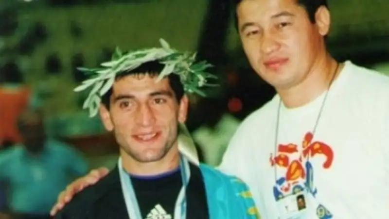 Бронзовый призер ОИ по греко-римской борьбе Мхитар Манукян переезжает из Казахстана в США