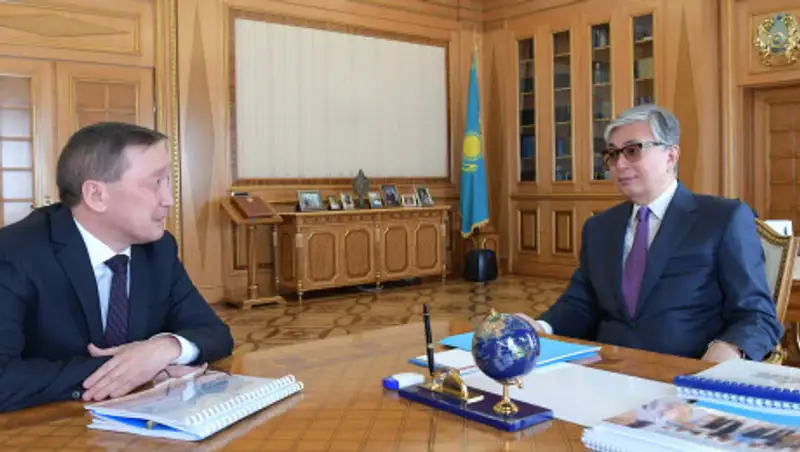 Токаев указал на необходимость обновления сельхозтехники