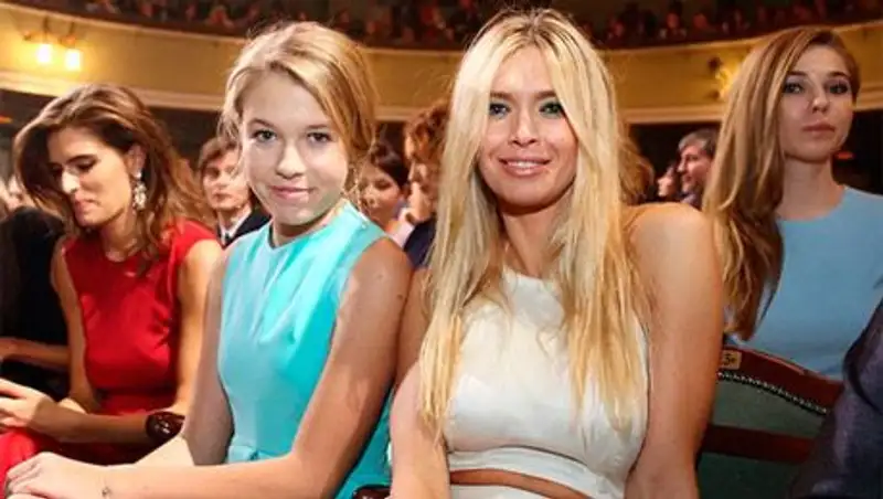 Брежневу довели до слез на "Женщине года"