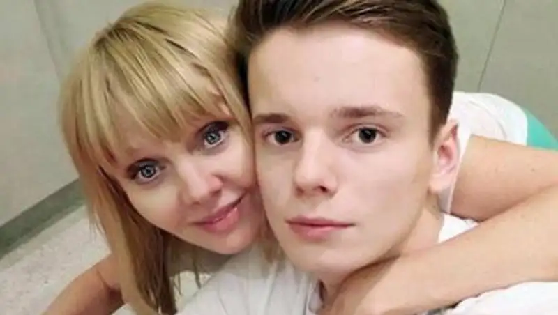 Сын певицы Валерии попал в грандиозный скандал