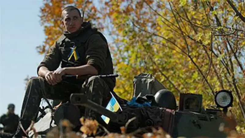 Киев согласился отвести войска после суток тишины