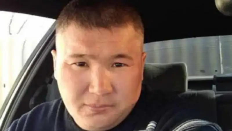 Для обвиняемого в убийстве жены и дочерей, запросили пожизненное