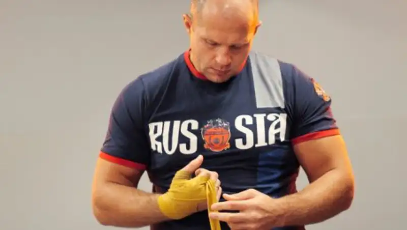 Кадыров потребовал наказать виновников нападения на дочь Емельяненко «строго и публично»